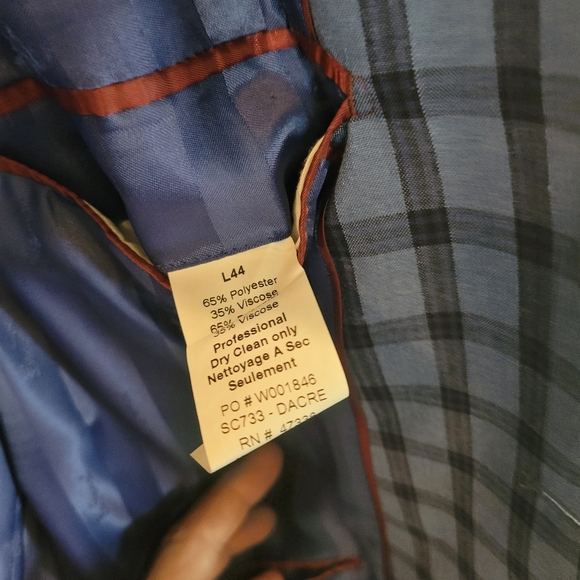 Blazer - Picture 3 of 4